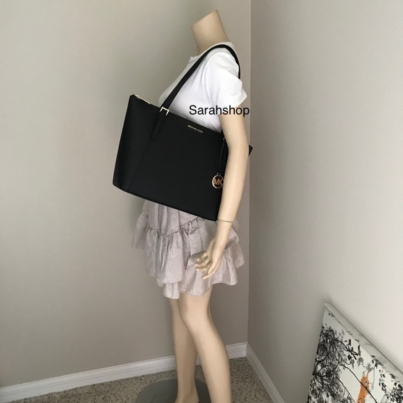 🌼Michael Kors Set - Picture 7 of 16